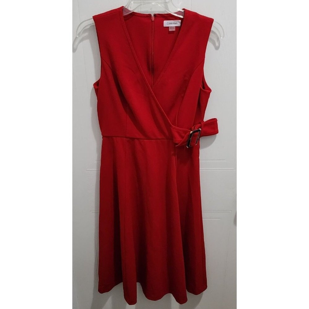 Calvin Klein Women's Sleeveless V Neck Dress Belt‎ Accent Poly Blend Red Size 6